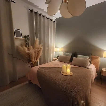 O' Plaisirs Suspendus - Bien Etre Avec Jacuzzi Apartamento *